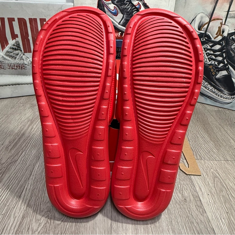 New Nike Victori One Slide Size 13 University Red/ Black - Picture 4 of 7